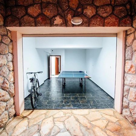 Splendid Holiday Home In Jasenice Maslenica Exterior photo